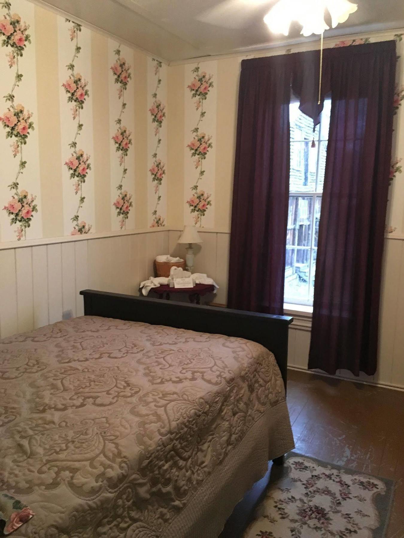 Fairweather Inn Virginia City Экстерьер фото